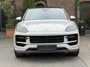 PORSCHE Cayenne Coupe