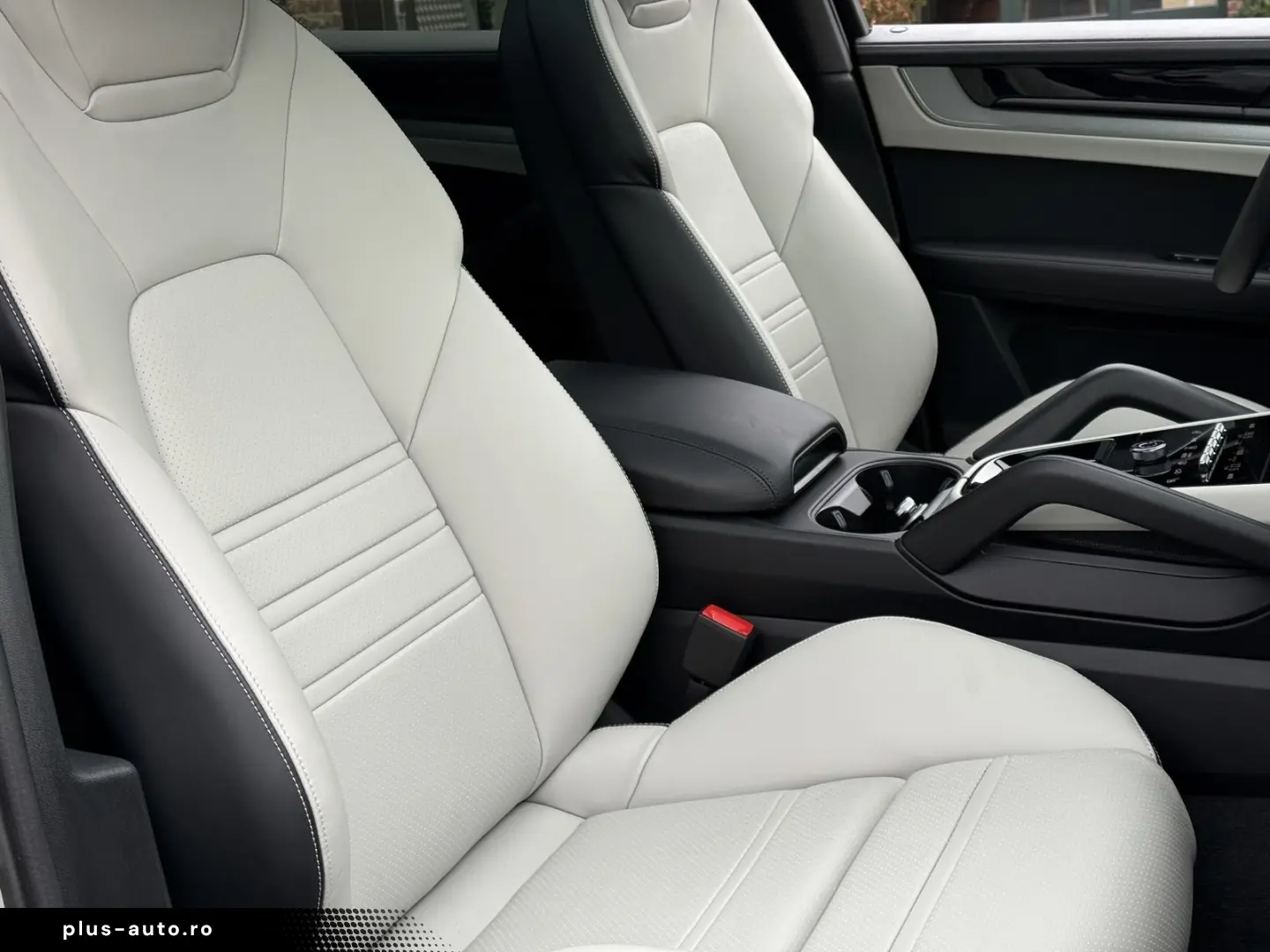 PORSCHE Cayenne Coupe