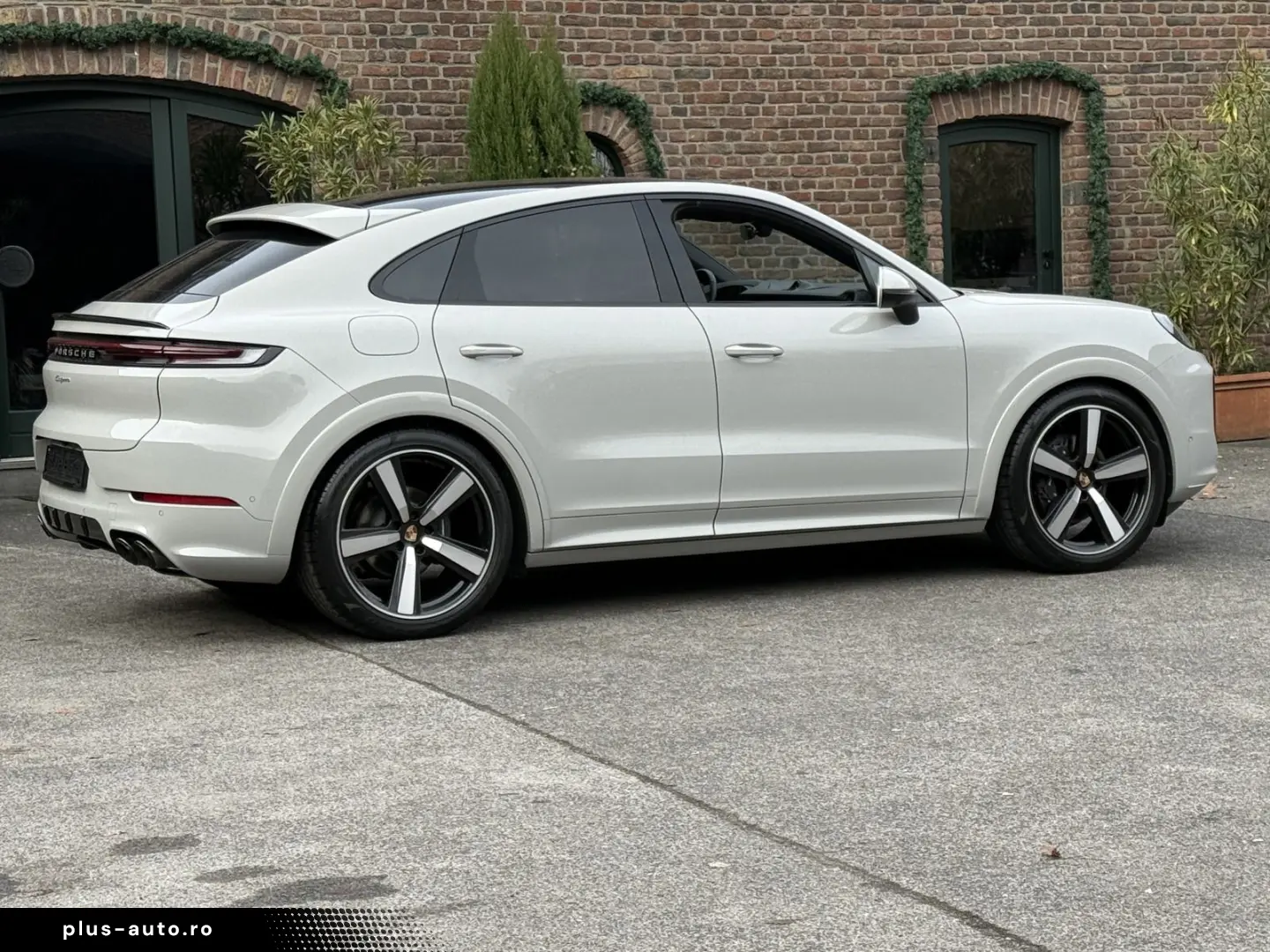 PORSCHE Cayenne Coupe