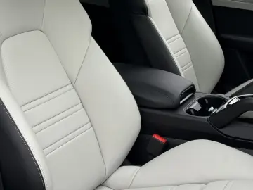 PORSCHE Cayenne Coupe