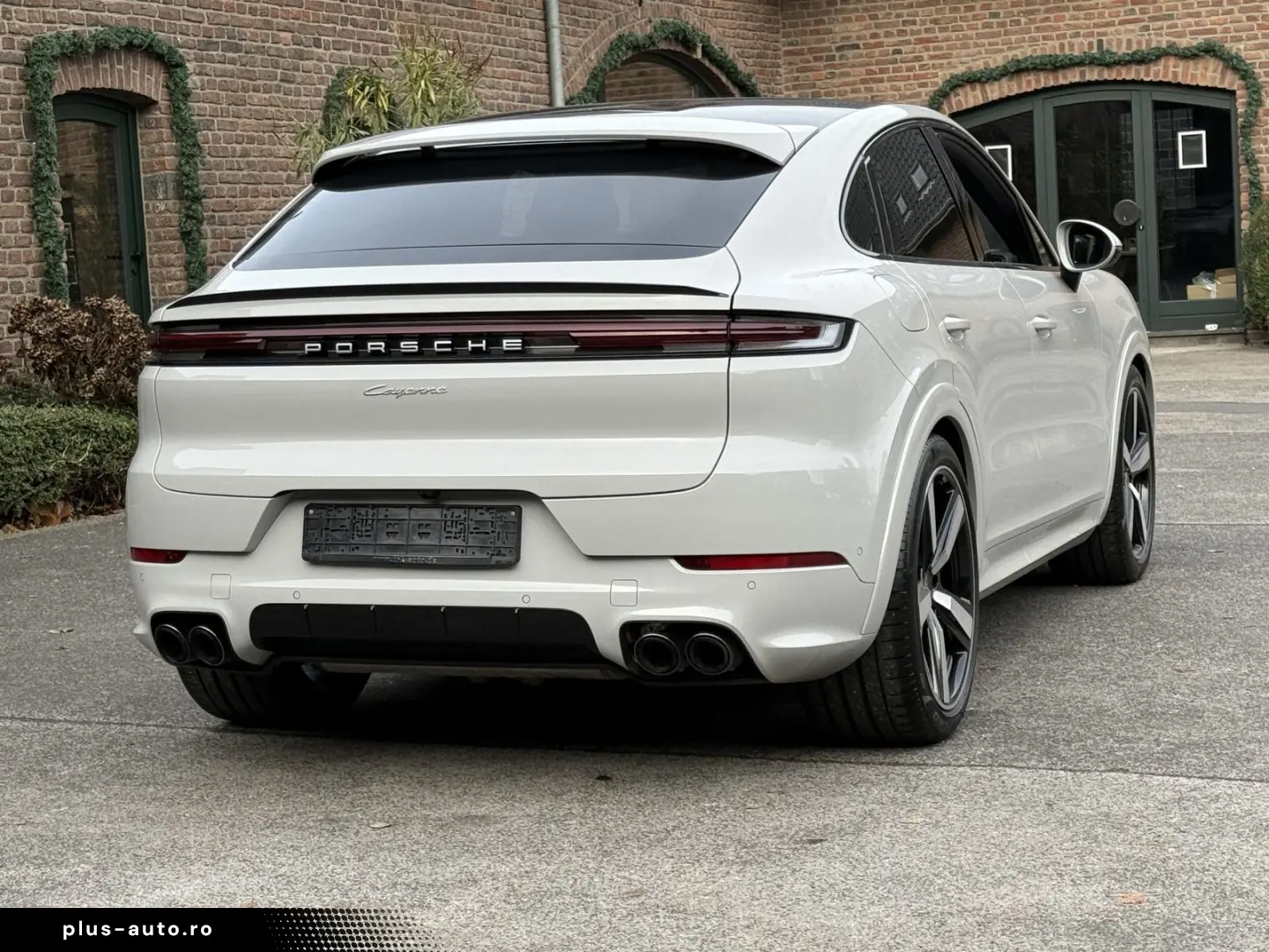 PORSCHE Cayenne Coupe