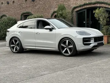 PORSCHE Cayenne Coupe