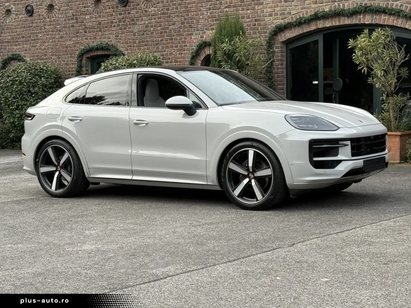 PORSCHE Cayenne Coupe