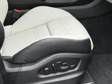 PORSCHE Cayenne Coupe