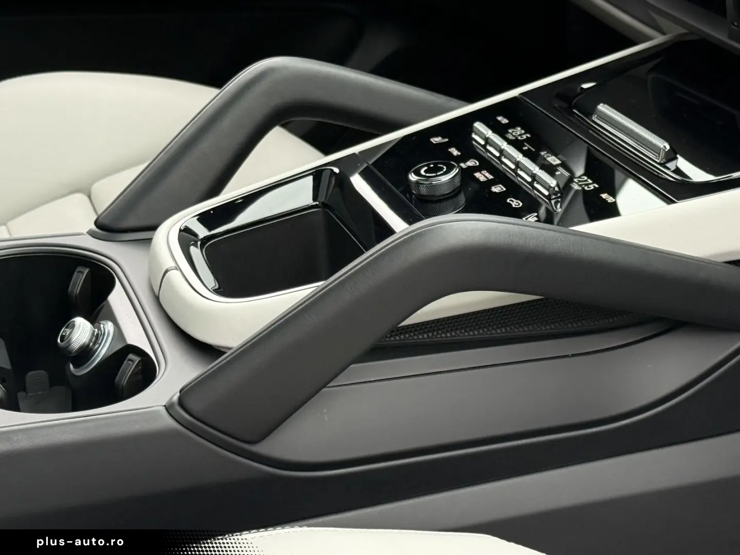 PORSCHE Cayenne Coupe