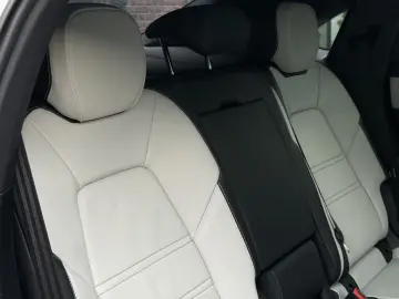 PORSCHE Cayenne Coupe