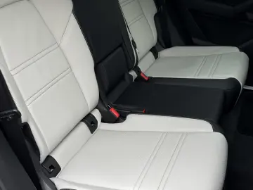 PORSCHE Cayenne Coupe