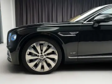 Bentley Flying Spur W12 First Edition