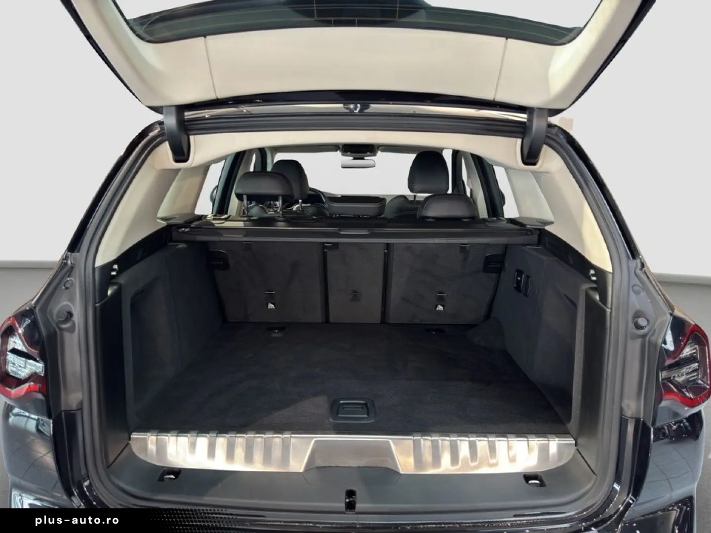 BMW X3 xDrive30e AT Navi Bluetooth PDC MP3 Schn.