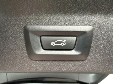 BMW X3 xDrive20i M-Sport NAV LED AHK KAMERA 21ZO 1HD