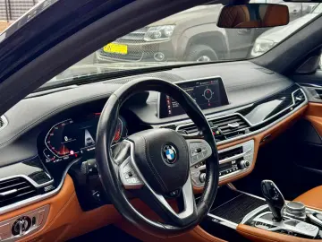 BMW Seria 7 730d xDrive