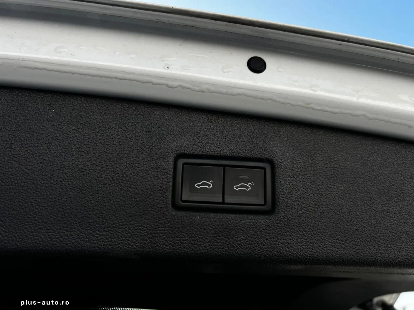 Volkswagen Tiguan Gen-Ii-2016