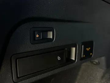 Volkswagen Tiguan Gen-Ii-2016