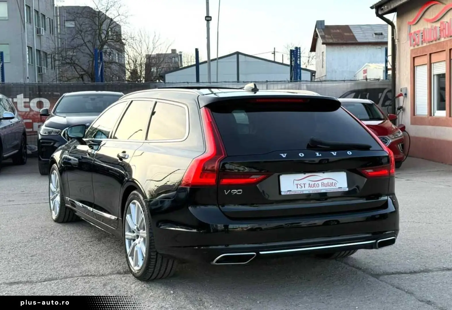 Volvo V90