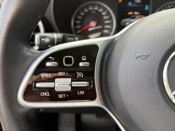 Mercedes-Benz GLC 200d 4MATIC