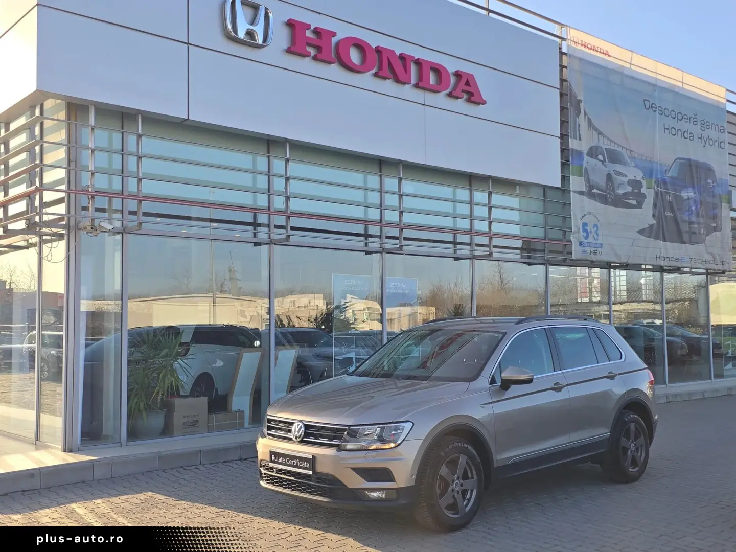 Volkswagen Tiguan Gen-Ii-2016