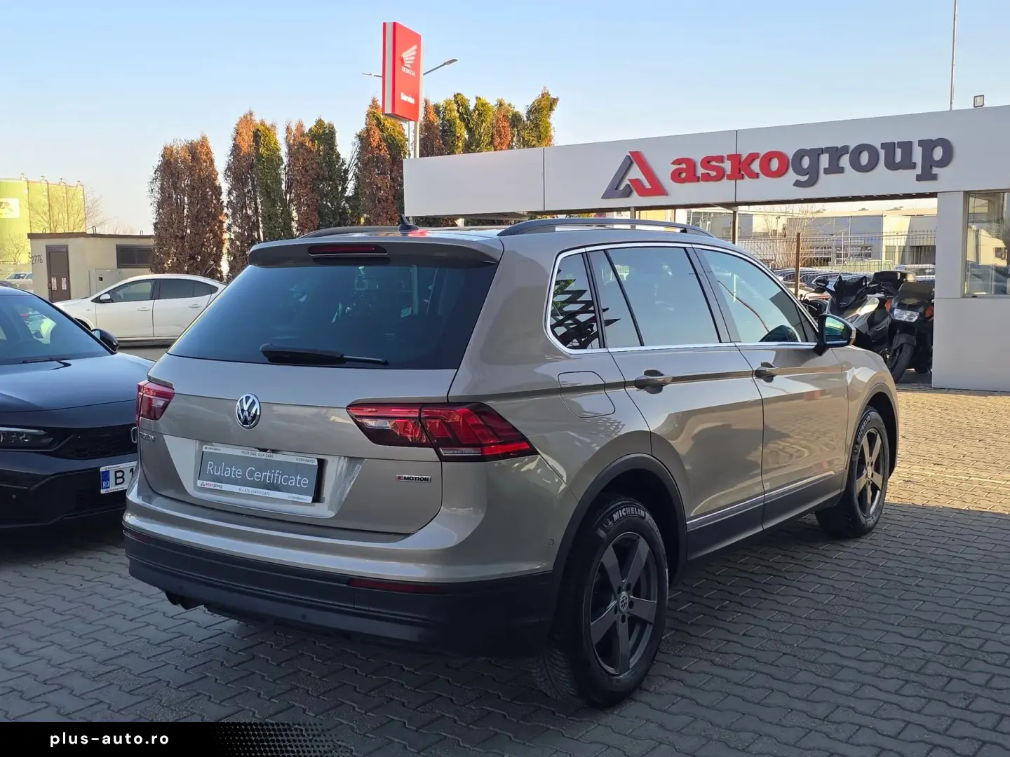 Volkswagen Tiguan Gen-Ii-2016