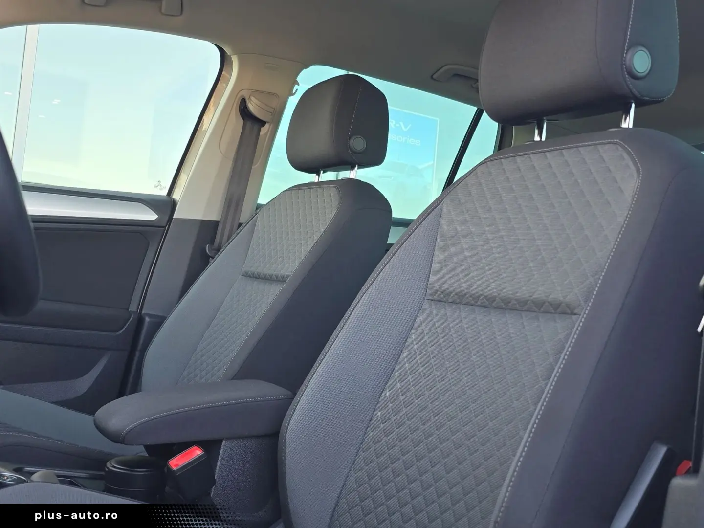 Volkswagen Tiguan Gen-Ii-2016