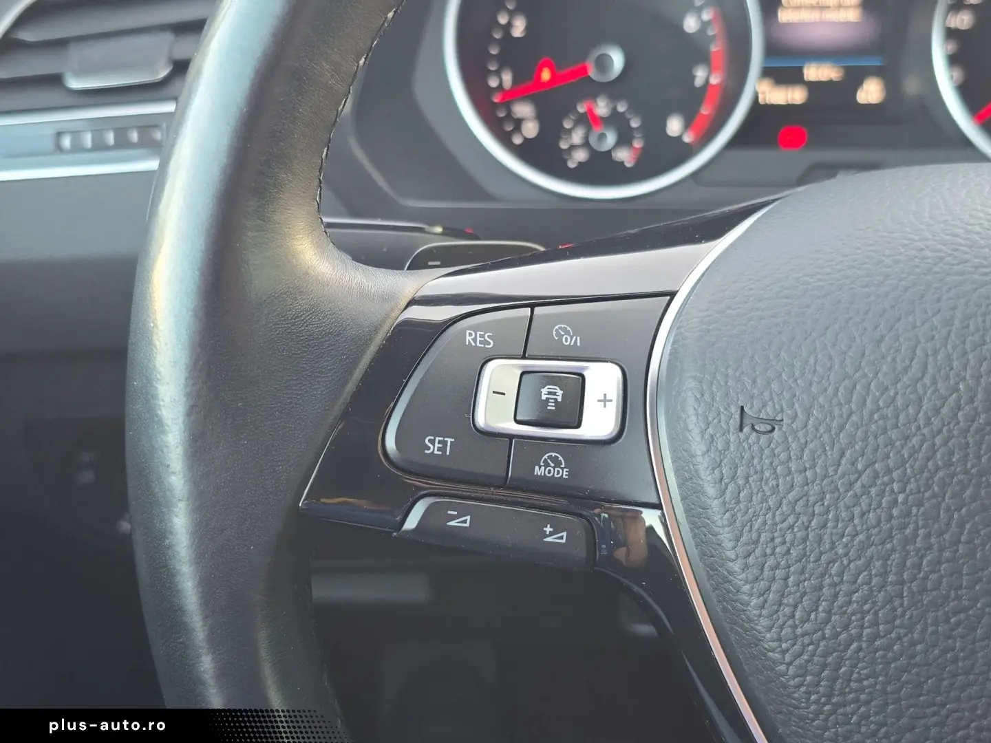 Volkswagen Tiguan Gen-Ii-2016