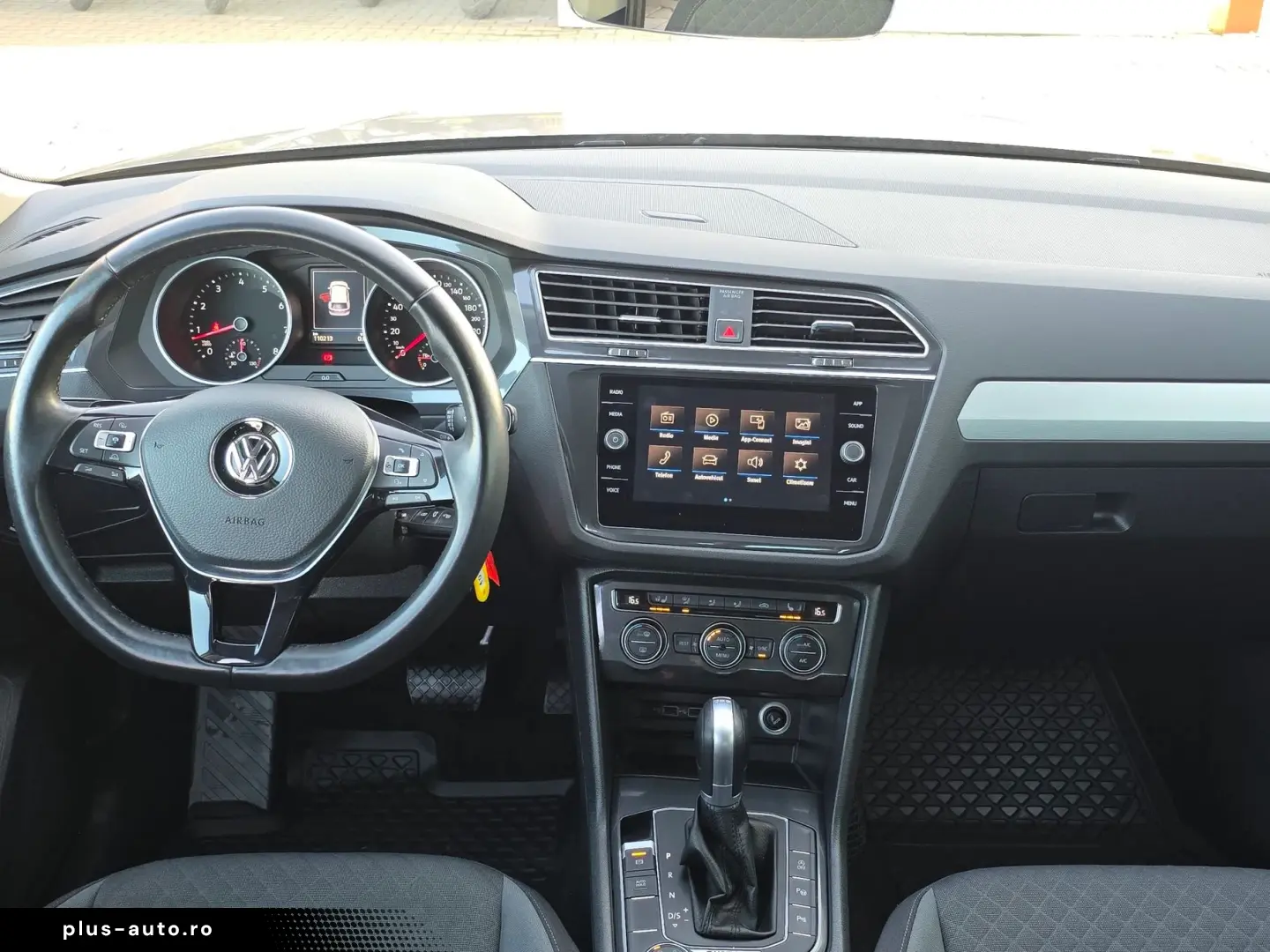 Volkswagen Tiguan Gen-Ii-2016