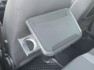 Volkswagen Tiguan Gen-Ii-2016