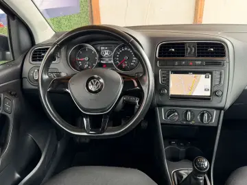 Volkswagen Polo Gen-V-2009-2017