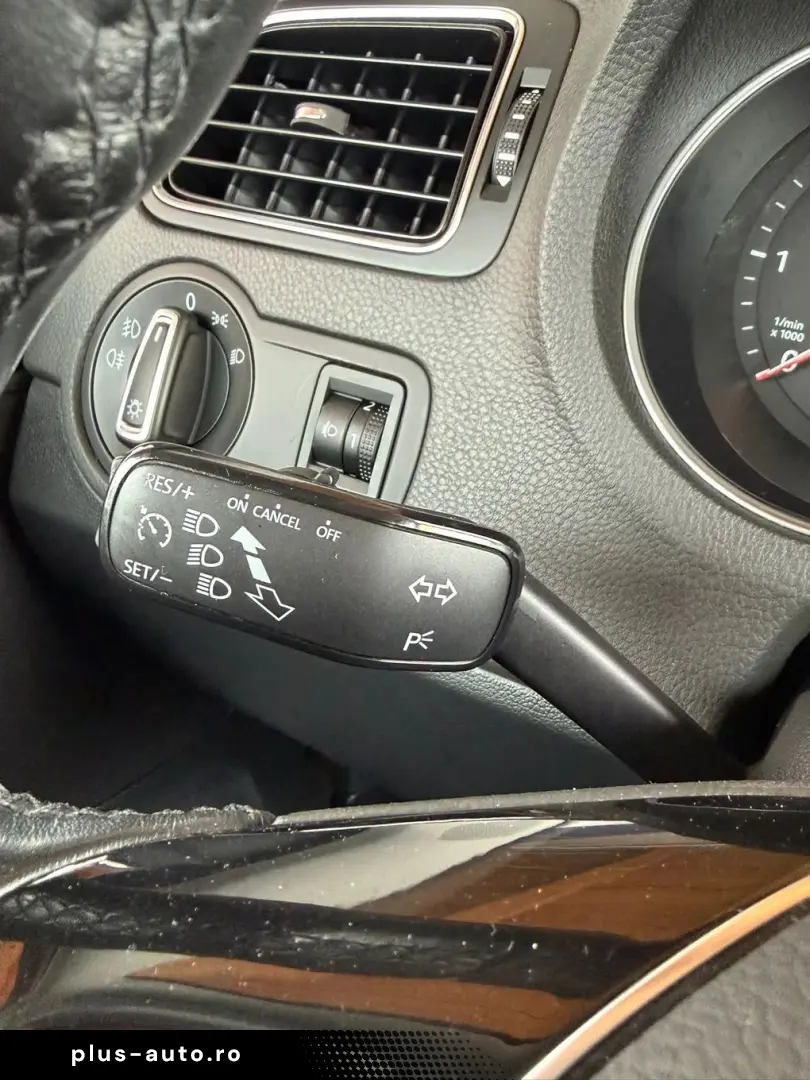 Volkswagen Polo Gen-V-2009-2017