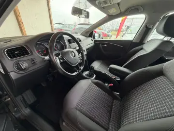 Volkswagen Polo Gen-V-2009-2017