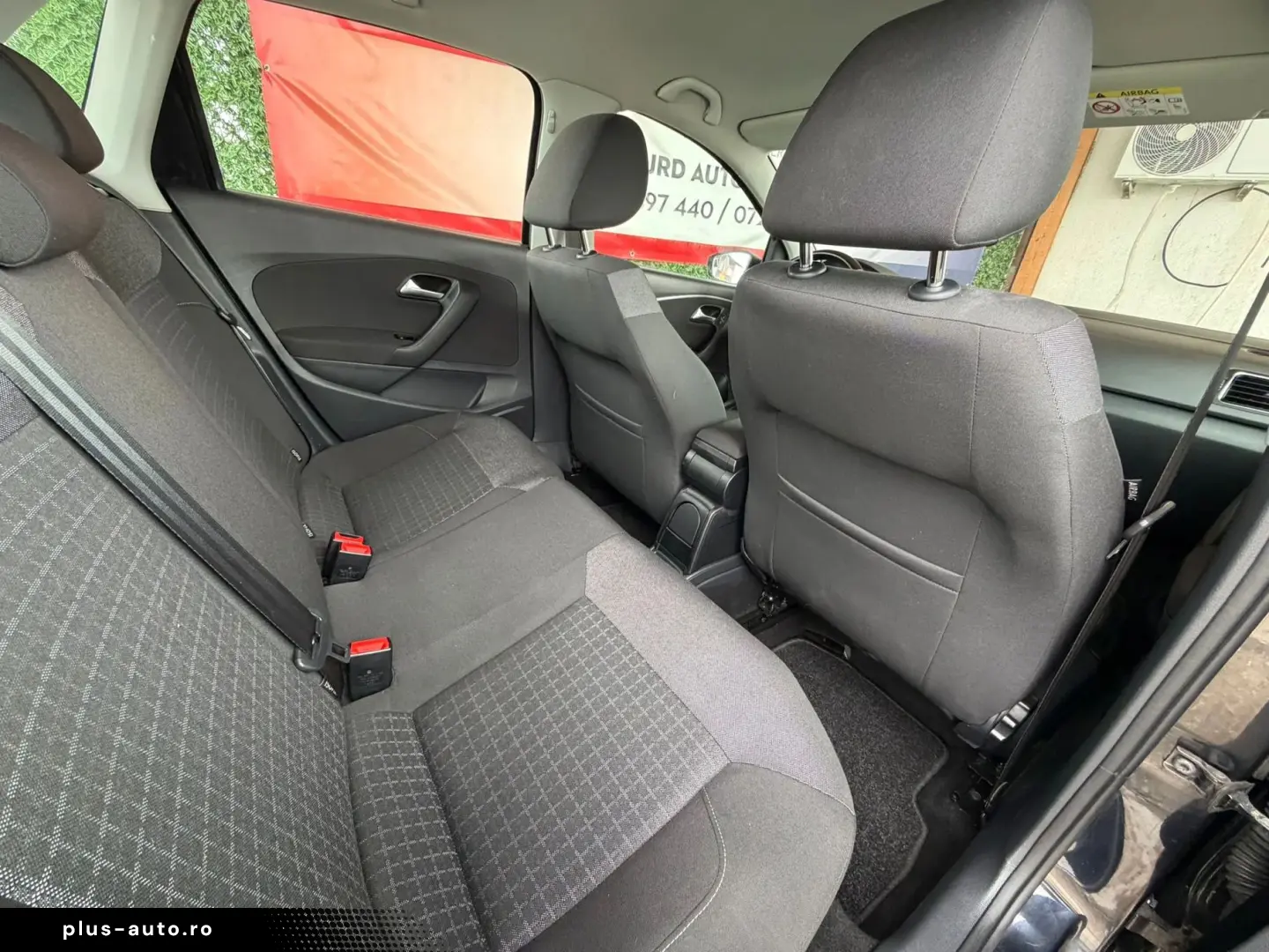 Volkswagen Polo Gen-V-2009-2017