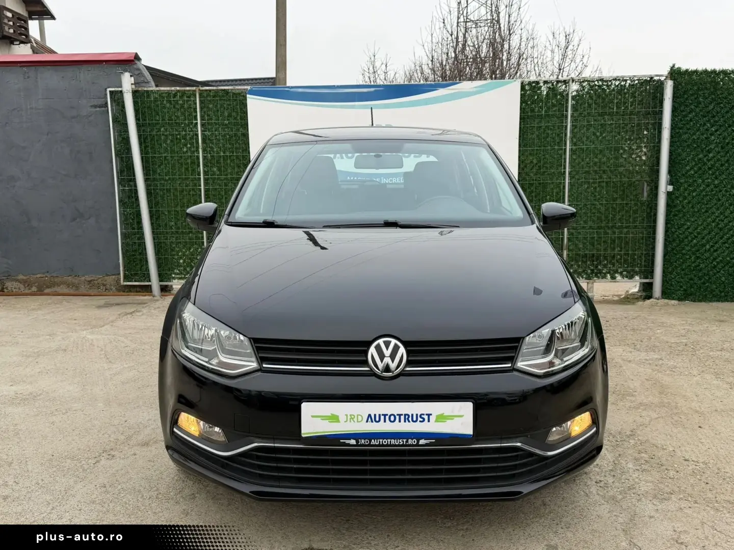 Volkswagen Polo Gen-V-2009-2017