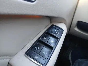 Mercedes-Benz E Gen-W212-2009-2016