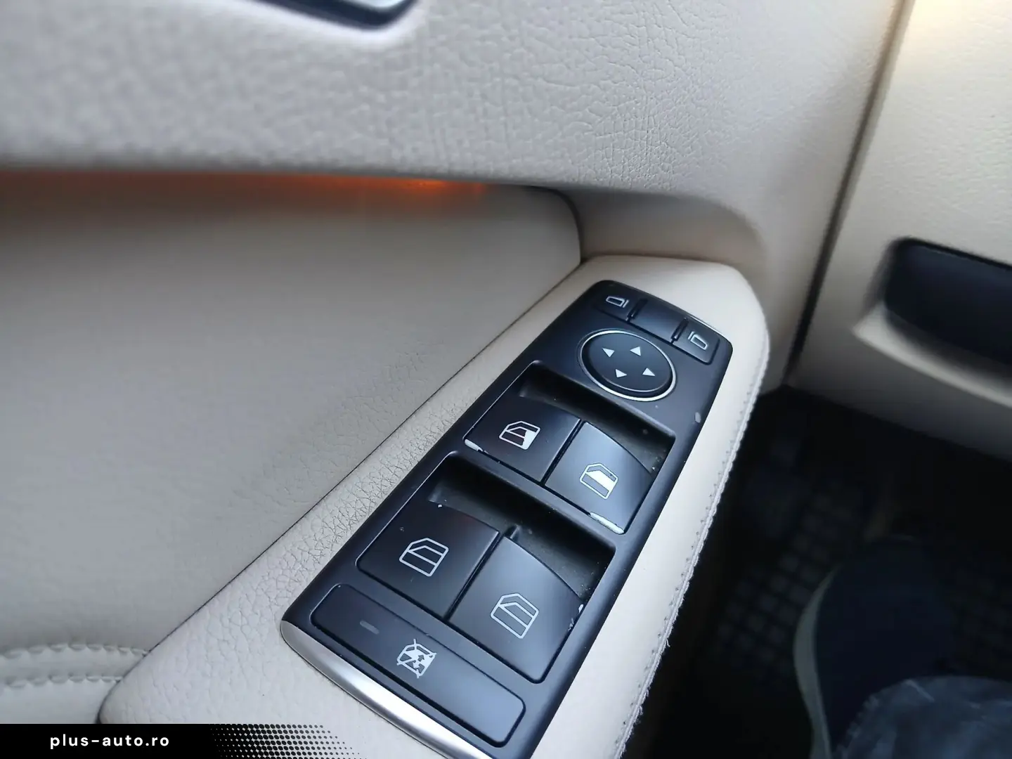 Mercedes-Benz E Gen-W212-2009-2016