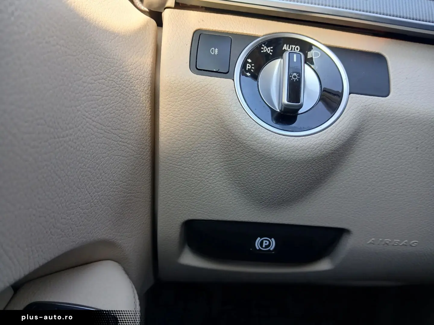 Mercedes-Benz E Gen-W212-2009-2016