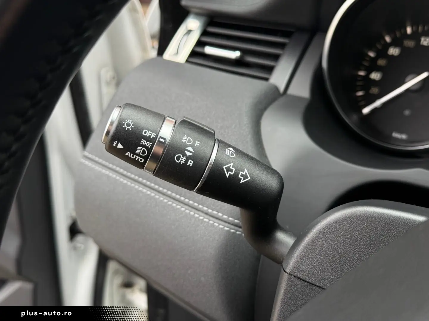 Land-Rover Range-Rover-Evoque Gen-I-2012-2018