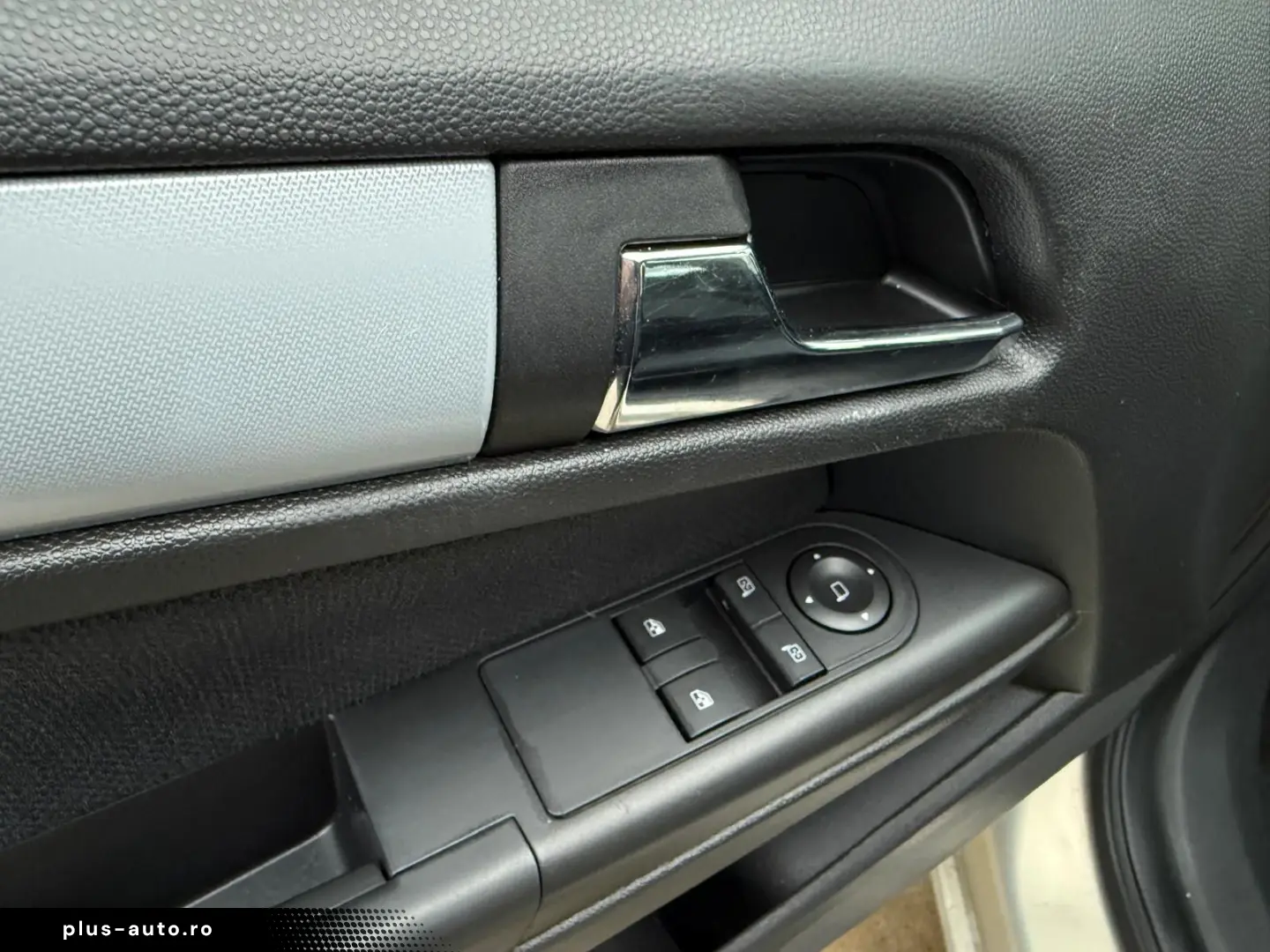 Opel Astra Gen-H-2004-2010