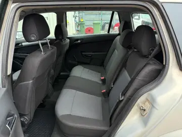 Opel Astra Gen-H-2004-2010