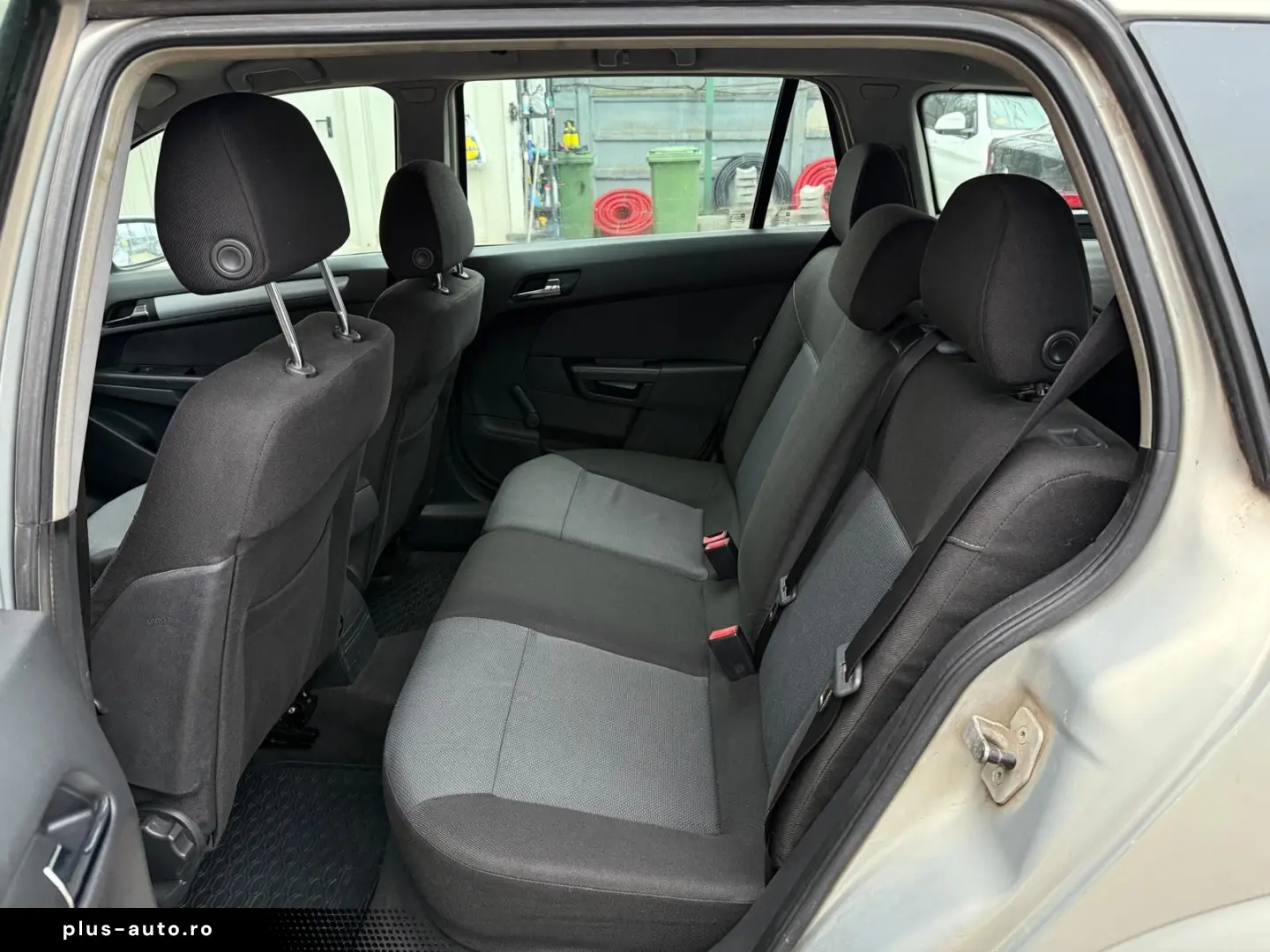 Opel Astra Gen-H-2004-2010