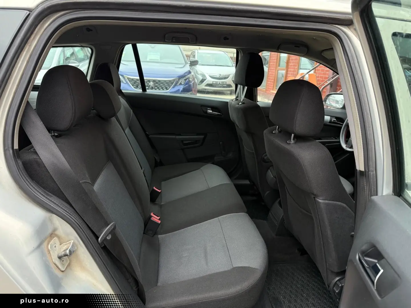 Opel Astra Gen-H-2004-2010