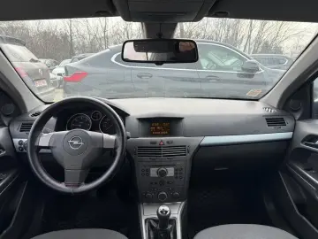 Opel Astra Gen-H-2004-2010