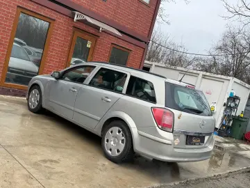 Opel Astra Gen-H-2004-2010