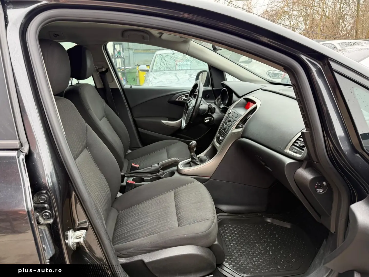 Opel Astra Gen-J-2009-2018