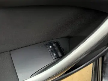 Opel Astra Gen-J-2009-2018