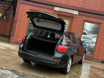 Opel Astra Gen-J-2009-2018