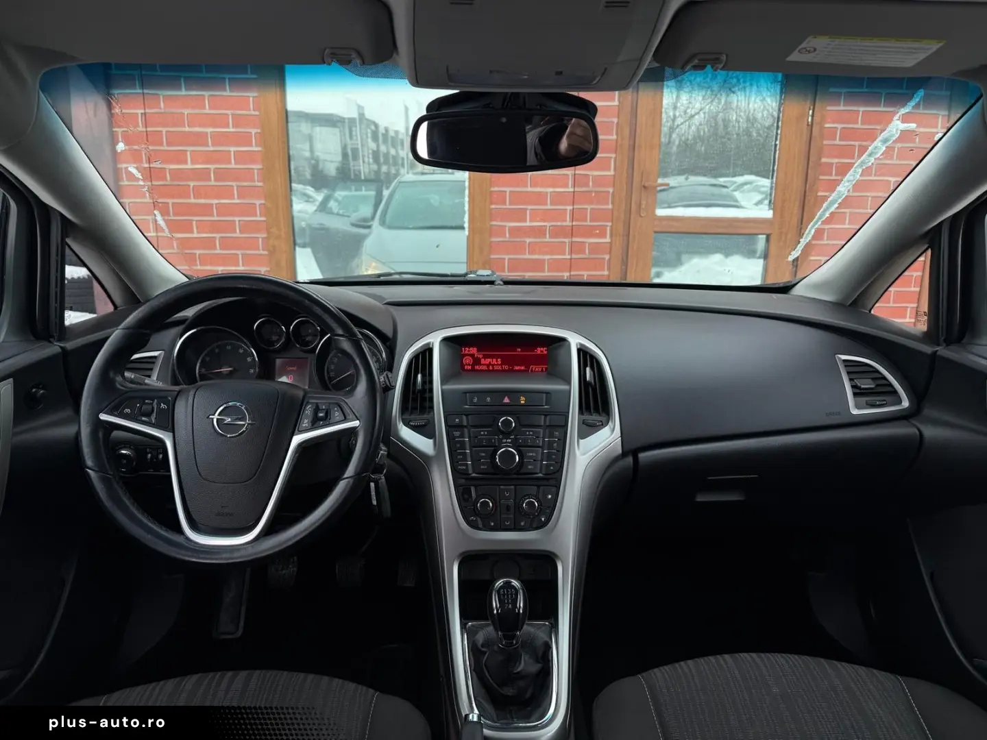 Opel Astra Gen-J-2009-2018