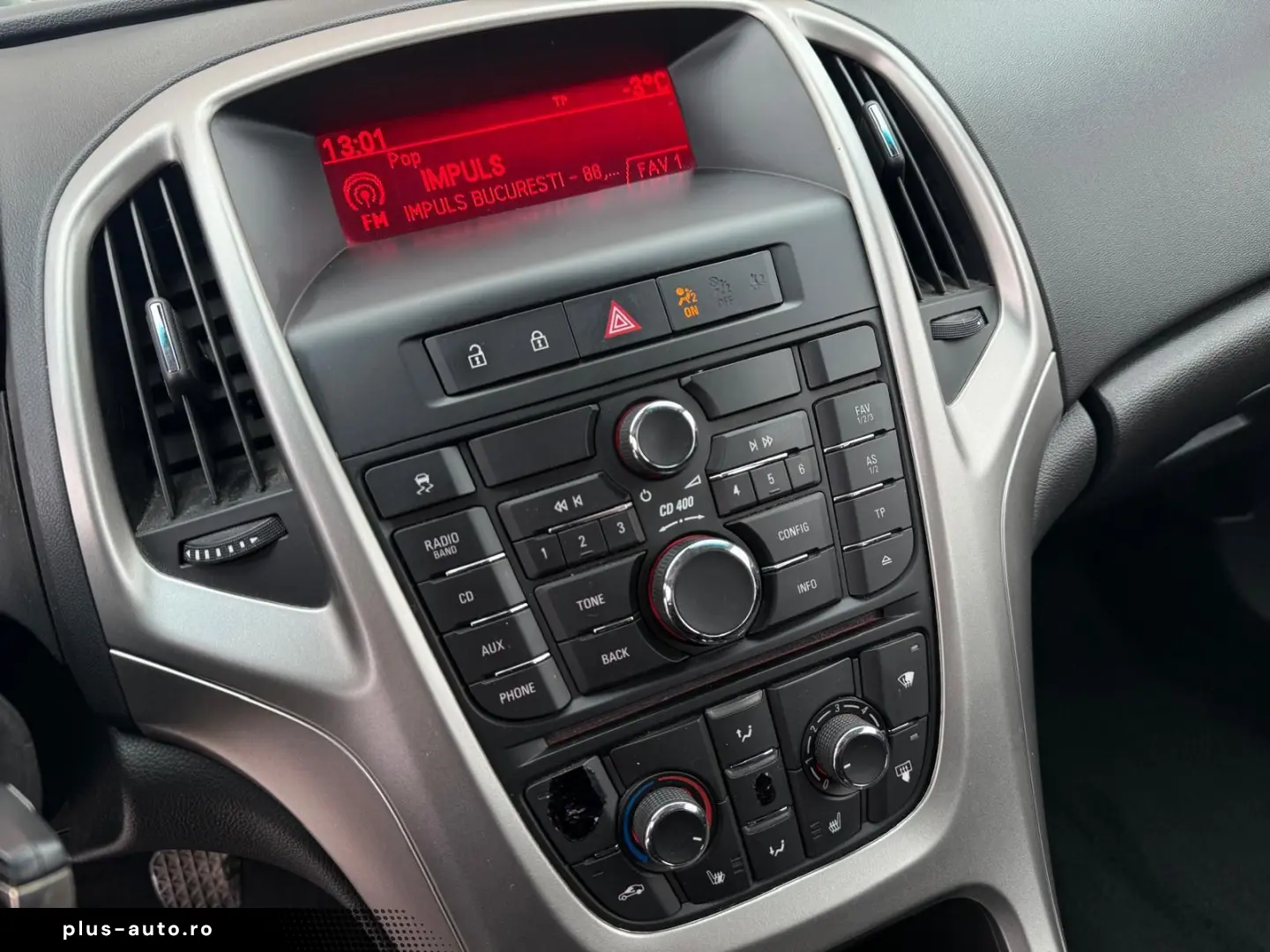 Opel Astra Gen-J-2009-2018