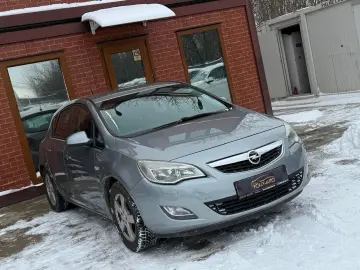 Opel Astra Gen-J-2009-2018
