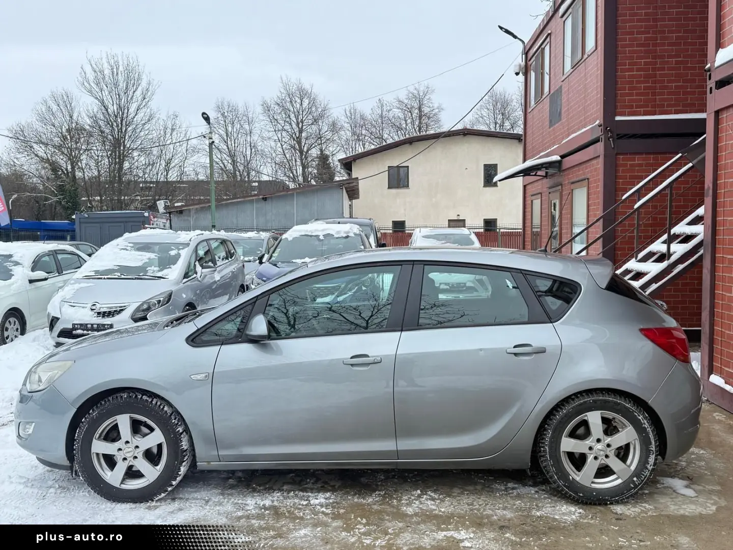 Opel Astra Gen-J-2009-2018