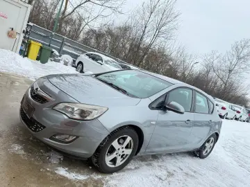 Opel Astra Gen-J-2009-2018