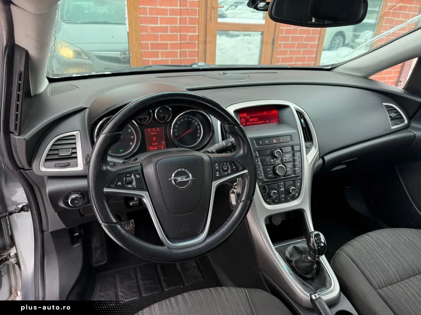 Opel Astra Gen-J-2009-2018