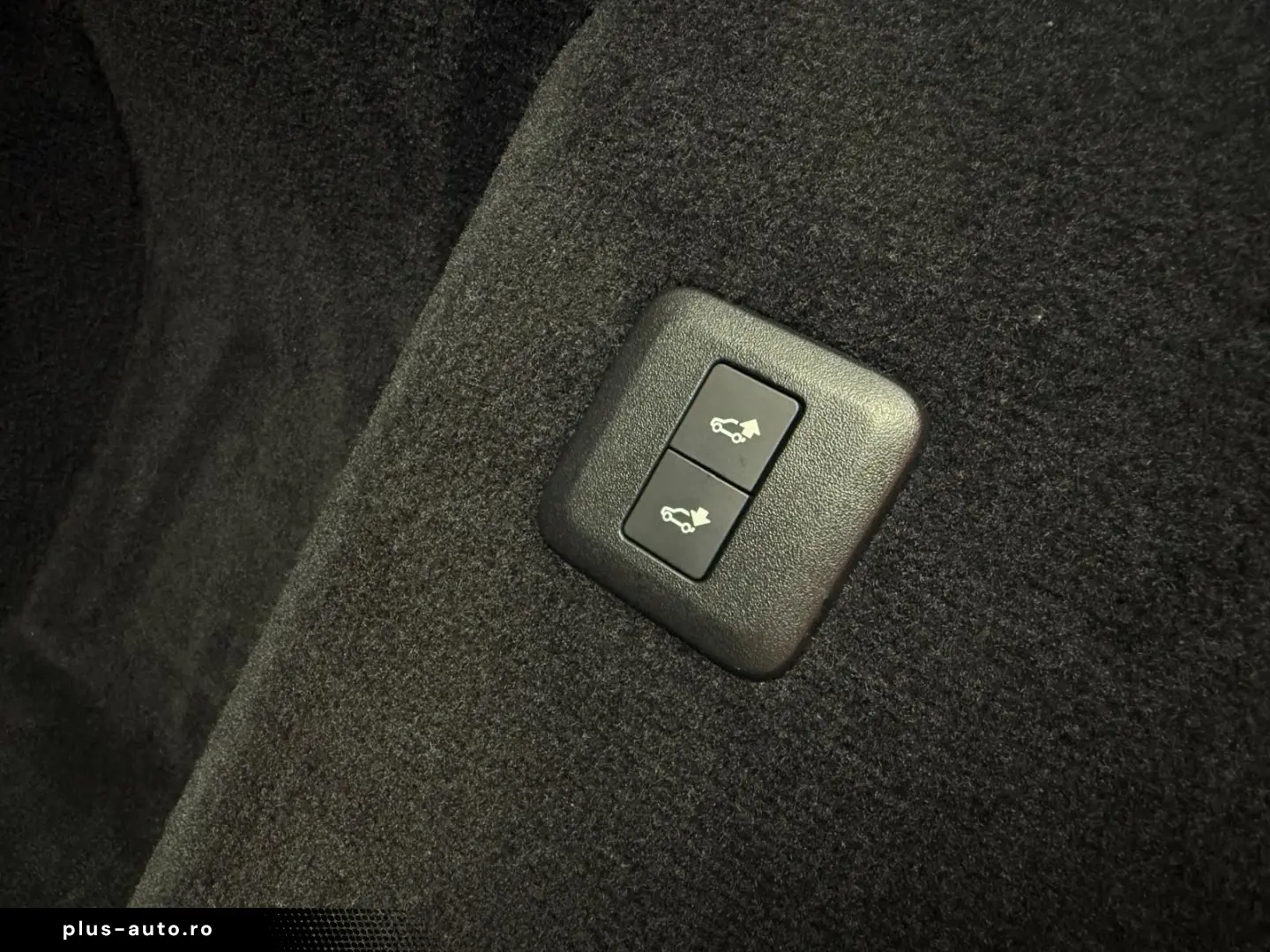 Land-Rover Range-Rover-Sport Gen-Ii-2013-2022